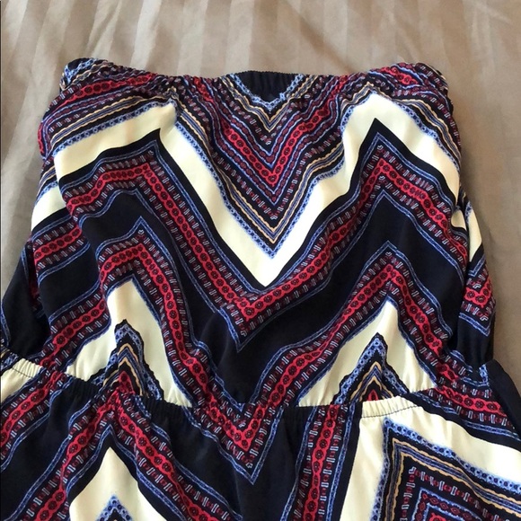 Express Strapless Dress - Picture 4 of 4